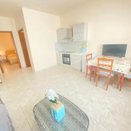 Orlandi Sun Casa 2 *